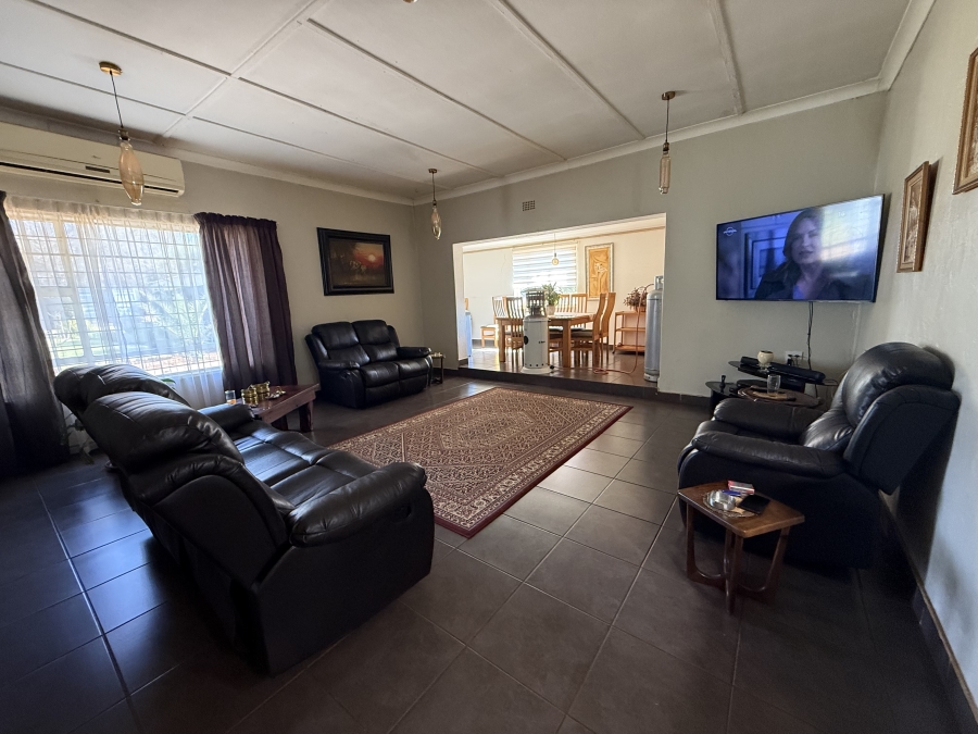9 Bedroom Property for Sale in Tarlton Gauteng