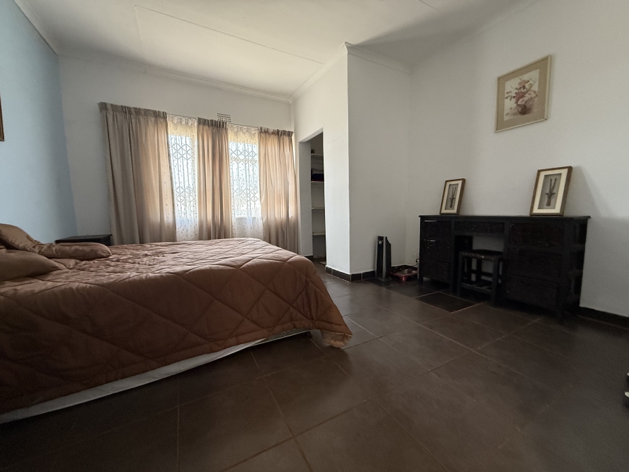9 Bedroom Property for Sale in Tarlton Gauteng