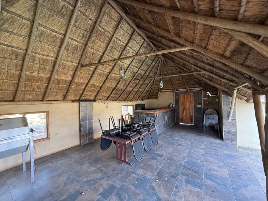 9 Bedroom Property for Sale in Tarlton Gauteng