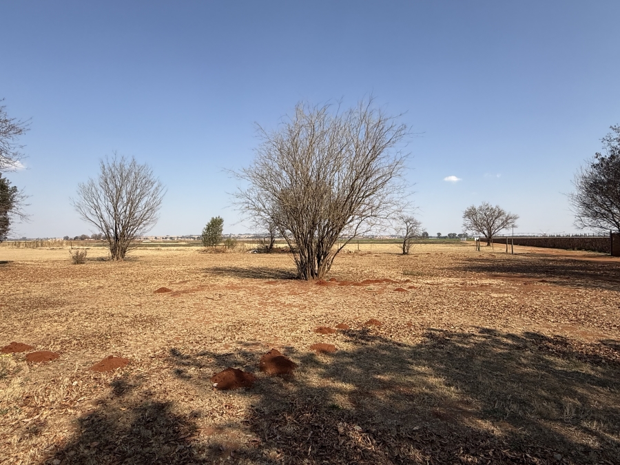 9 Bedroom Property for Sale in Tarlton Gauteng