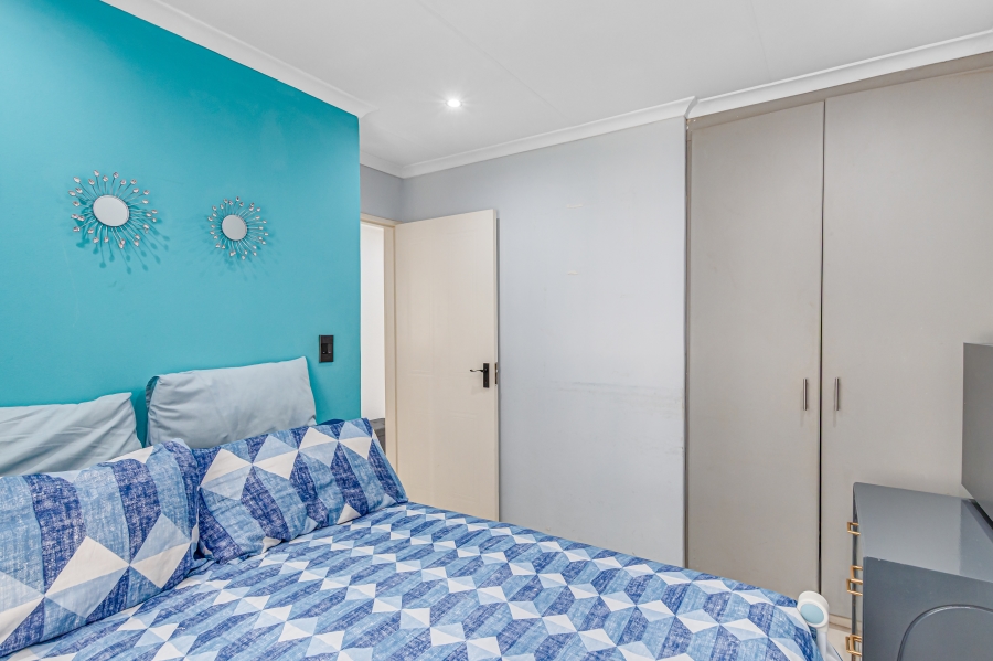 2 Bedroom Property for Sale in Sunninghill Gauteng