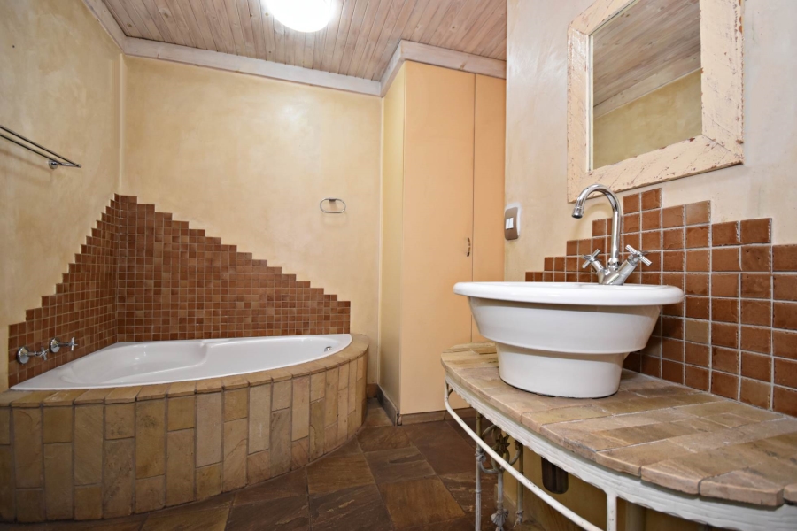 2 Bedroom Property for Sale in Olivedale Gauteng