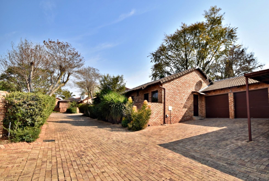2 Bedroom Property for Sale in Olivedale Gauteng