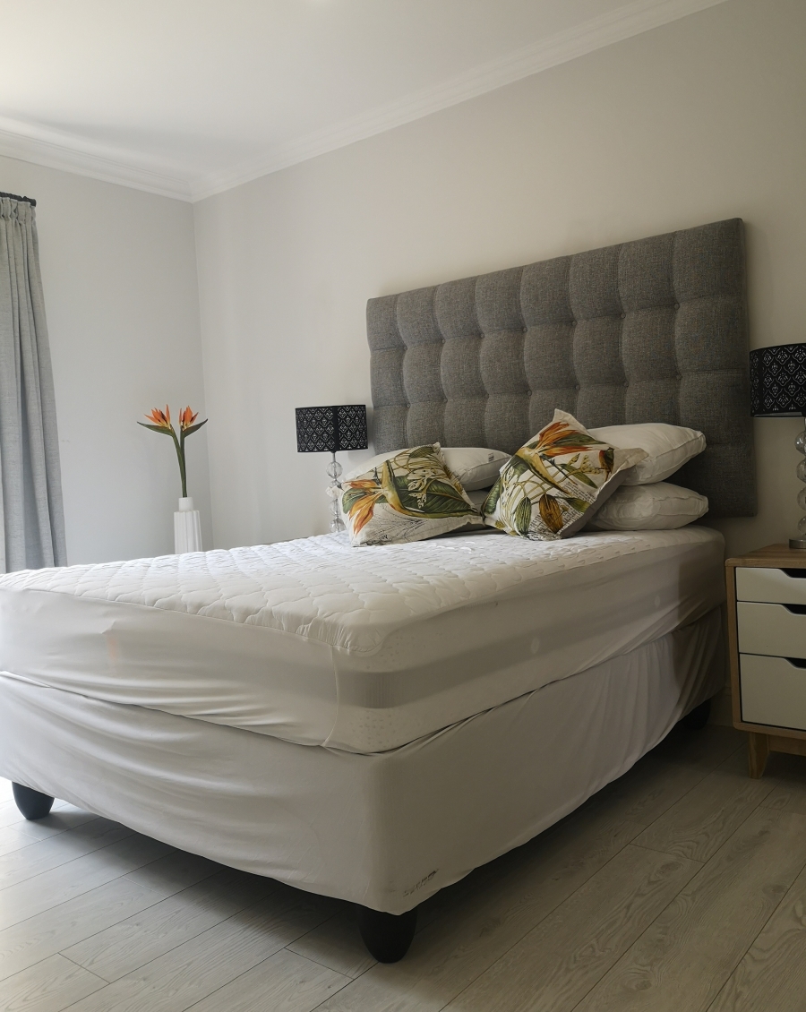 To Let 2 Bedroom Property for Rent in Sandown Gauteng