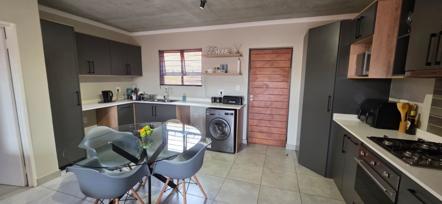 2 Bedroom Property for Sale in Olympus AH Gauteng