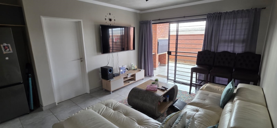 2 Bedroom Property for Sale in Olympus AH Gauteng