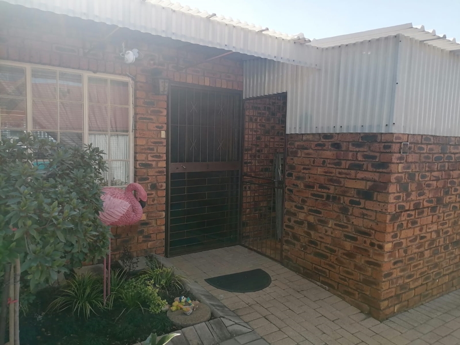 2 Bedroom Property for Sale in Sunair Park Gauteng