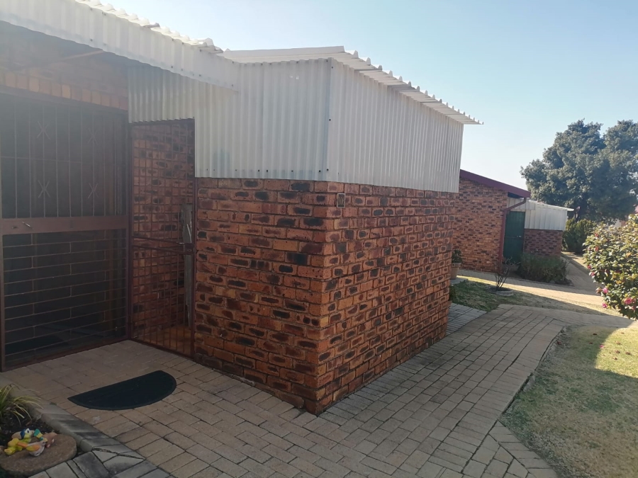 2 Bedroom Property for Sale in Sunair Park Gauteng