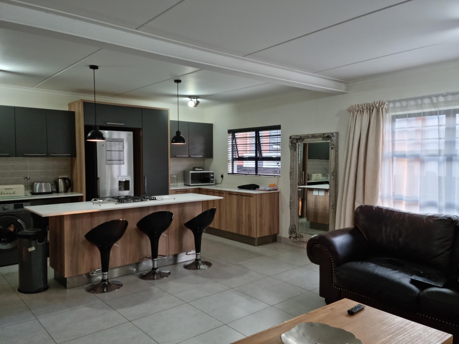 3 Bedroom Property for Sale in Glen Marais Gauteng
