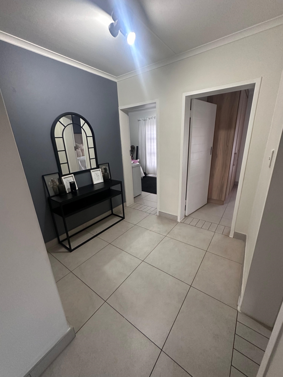 3 Bedroom Property for Sale in Glen Marais Gauteng