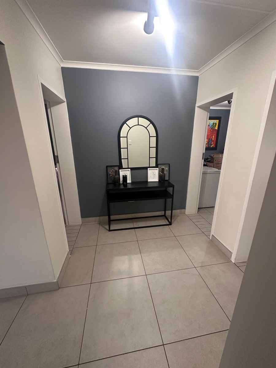 3 Bedroom Property for Sale in Glen Marais Gauteng
