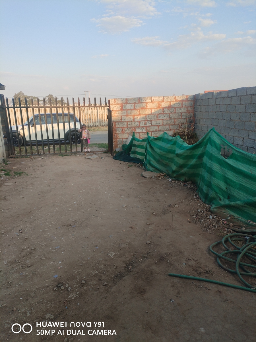 1 Bedroom Property for Sale in Reedville Gauteng
