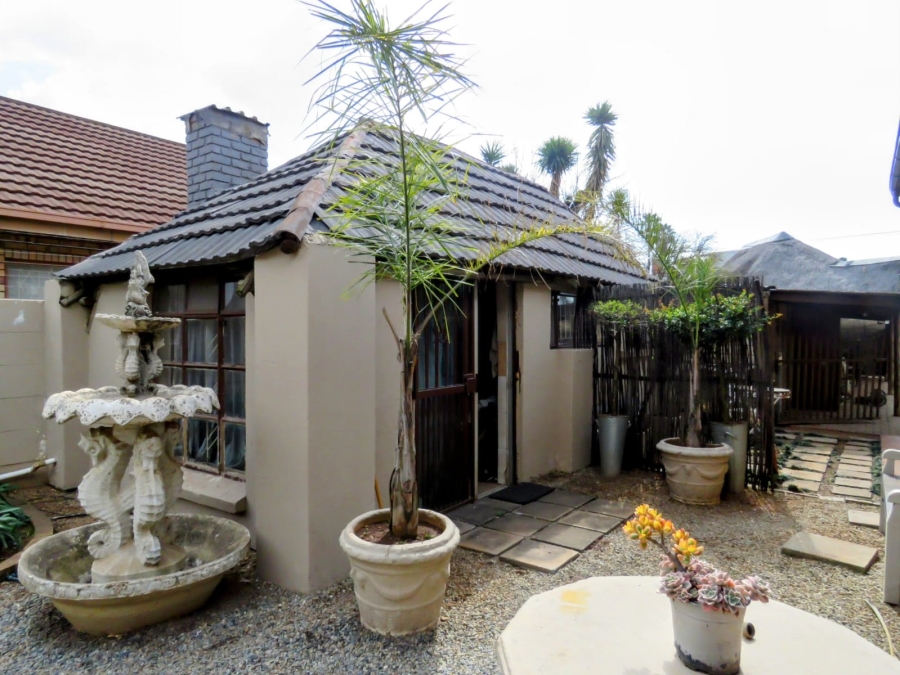 3 Bedroom Property for Sale in Dalview Gauteng