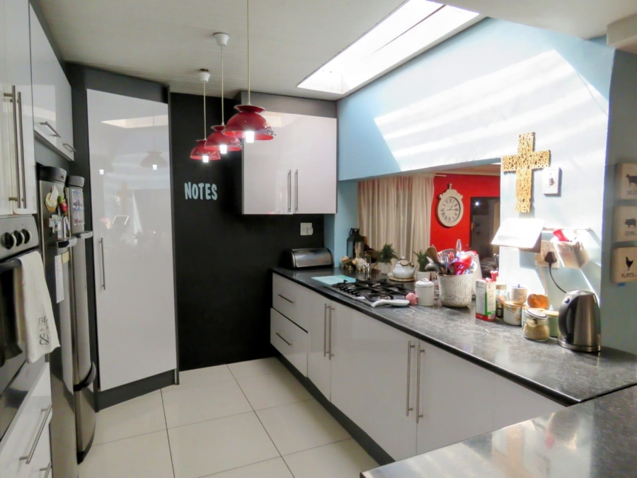 3 Bedroom Property for Sale in Dalview Gauteng