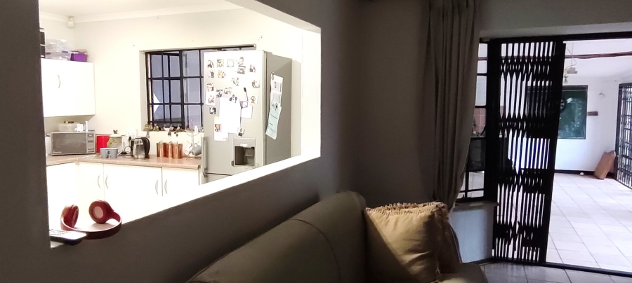 To Let 4 Bedroom Property for Rent in Greenhills Gauteng