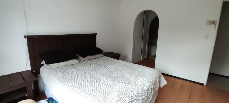 To Let 4 Bedroom Property for Rent in Greenhills Gauteng