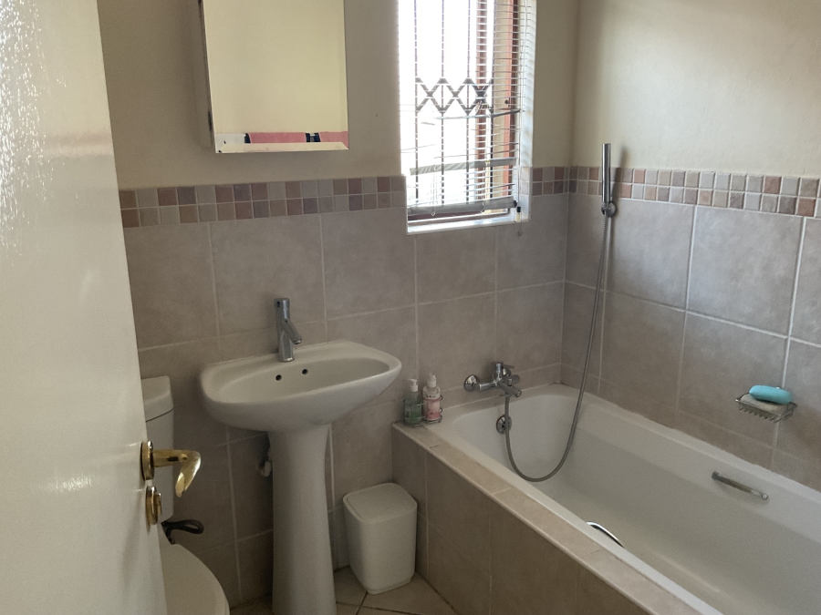 3 Bedroom Property for Sale in The Reeds Gauteng