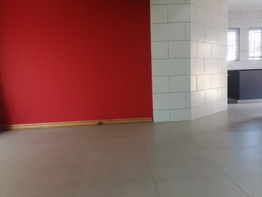 3 Bedroom Property for Sale in Birchleigh North Gauteng