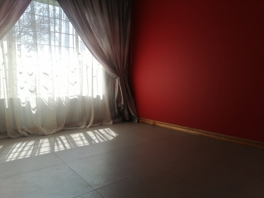 3 Bedroom Property for Sale in Birchleigh North Gauteng