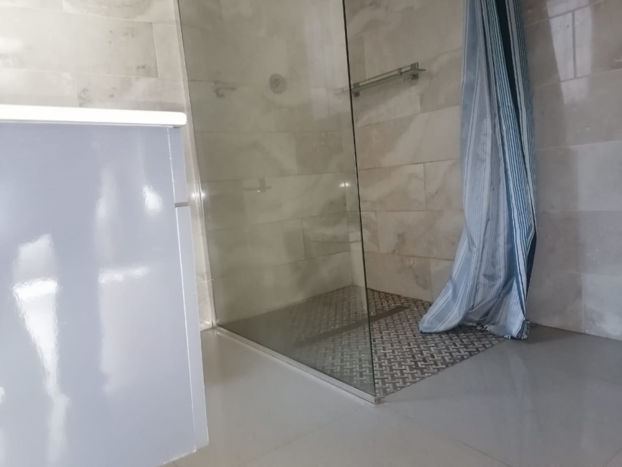 3 Bedroom Property for Sale in Birchleigh North Gauteng