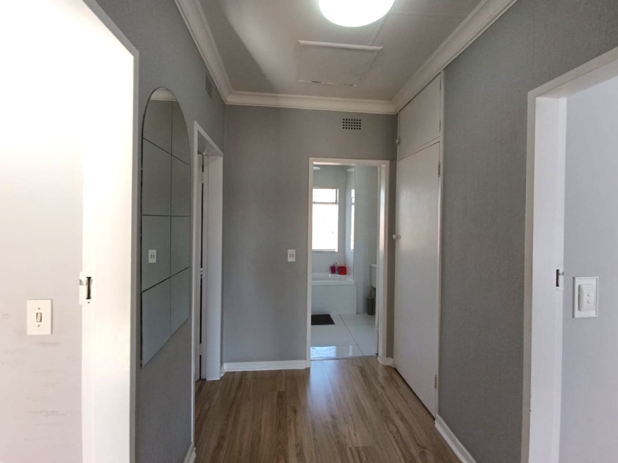 3 Bedroom Property for Sale in Brackenhurst Gauteng