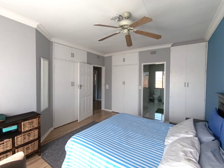3 Bedroom Property for Sale in Brackenhurst Gauteng