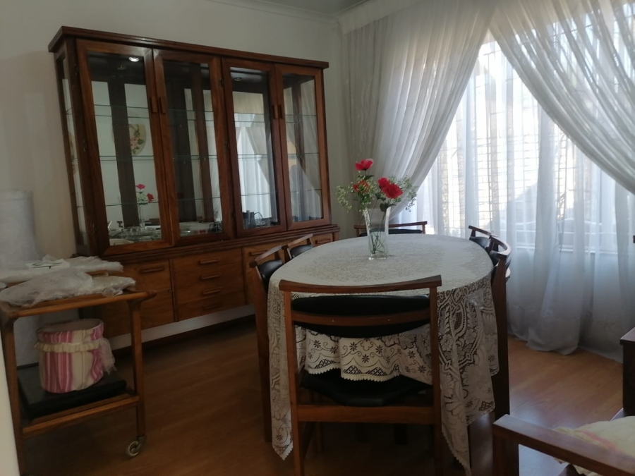 3 Bedroom Property for Sale in Birchleigh North Gauteng