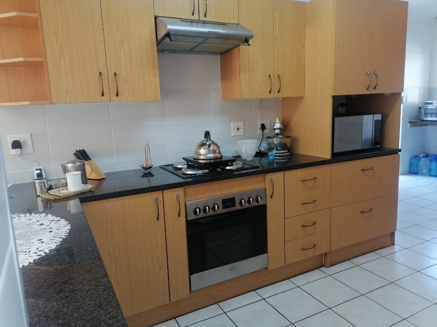 3 Bedroom Property for Sale in Birchleigh North Gauteng