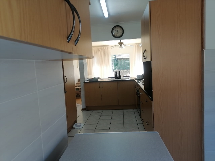 3 Bedroom Property for Sale in Birchleigh North Gauteng