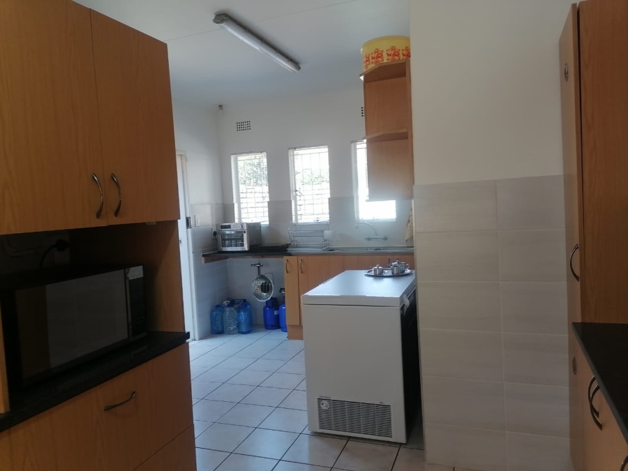 3 Bedroom Property for Sale in Birchleigh North Gauteng