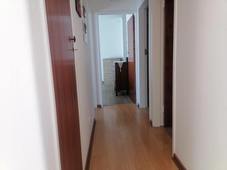 3 Bedroom Property for Sale in Birchleigh North Gauteng