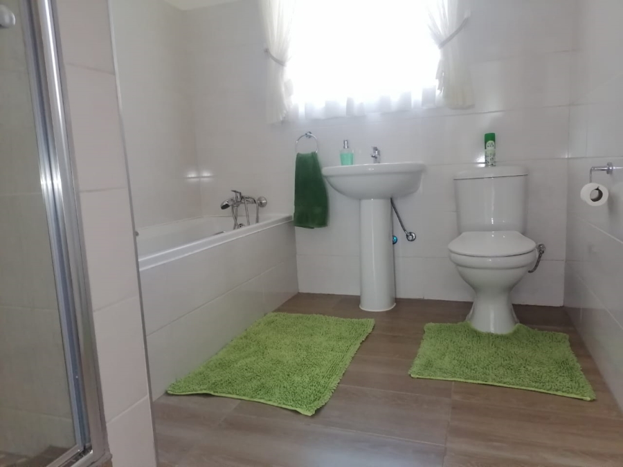 3 Bedroom Property for Sale in Birchleigh North Gauteng