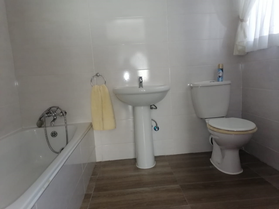 3 Bedroom Property for Sale in Birchleigh North Gauteng