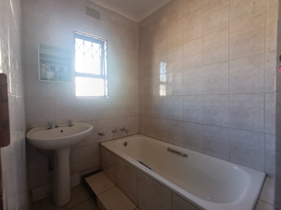 3 Bedroom Property for Sale in Mayberry Park Gauteng