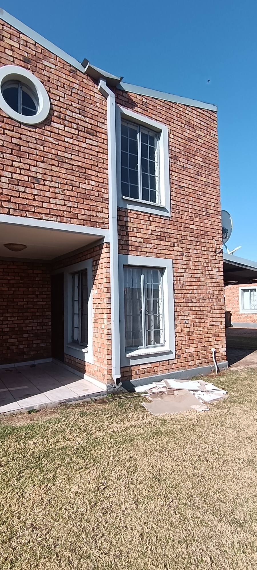 3 Bedroom Property for Sale in Windmill Park Gauteng
