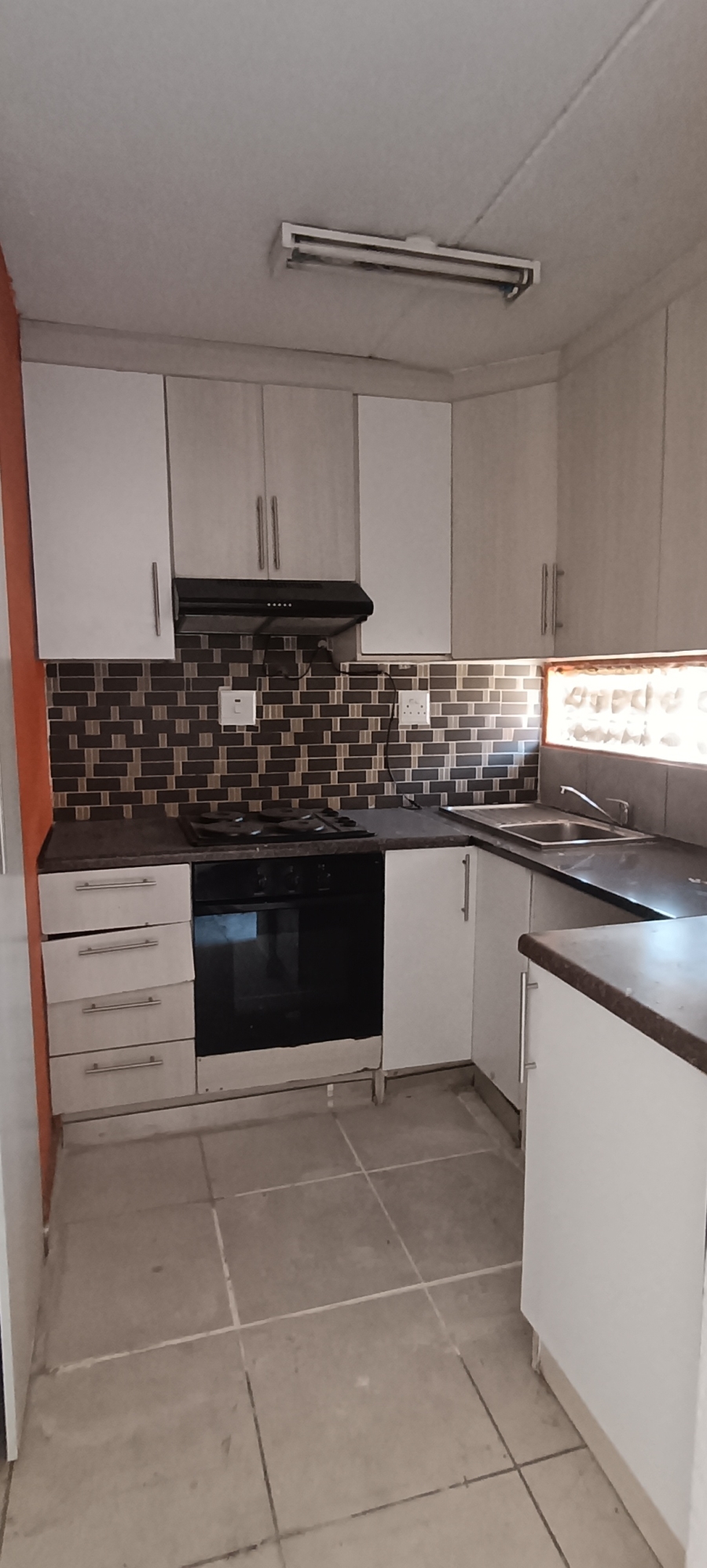3 Bedroom Property for Sale in Windmill Park Gauteng