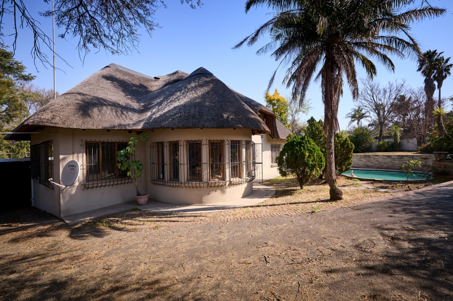 2 Bedroom Property for Sale in Vorna Valley Gauteng