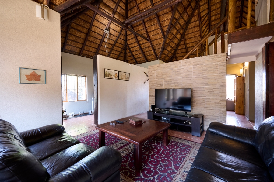 2 Bedroom Property for Sale in Vorna Valley Gauteng