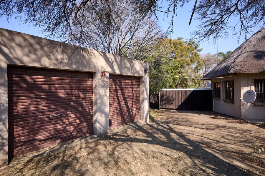 2 Bedroom Property for Sale in Vorna Valley Gauteng