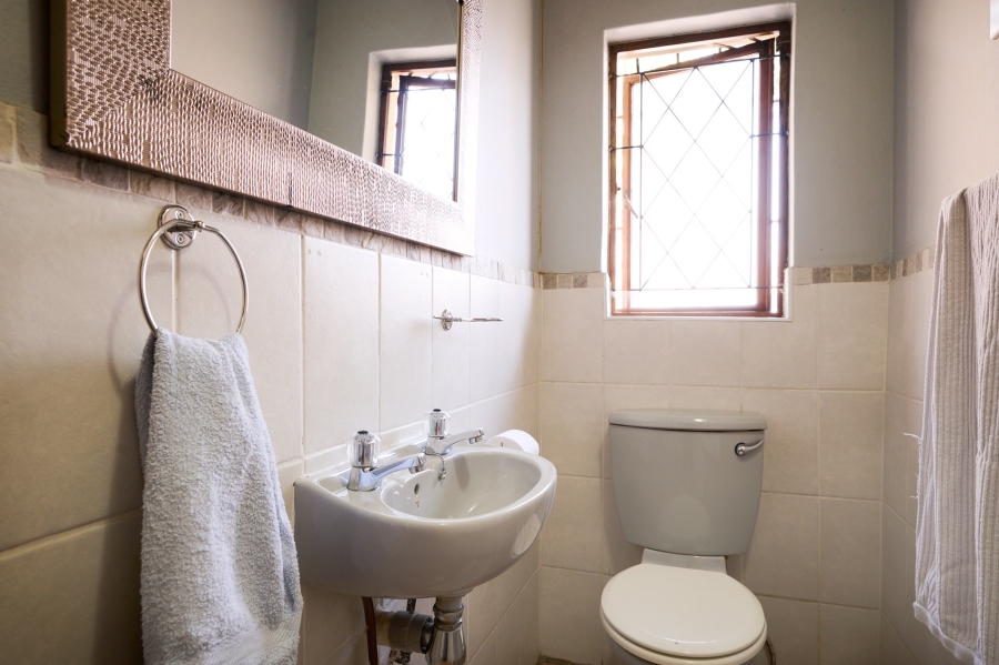 2 Bedroom Property for Sale in Vorna Valley Gauteng