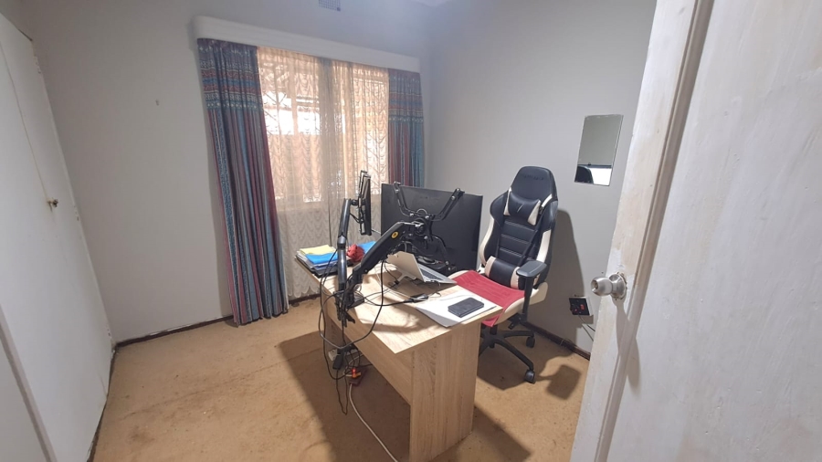 4 Bedroom Property for Sale in Duncanville Gauteng