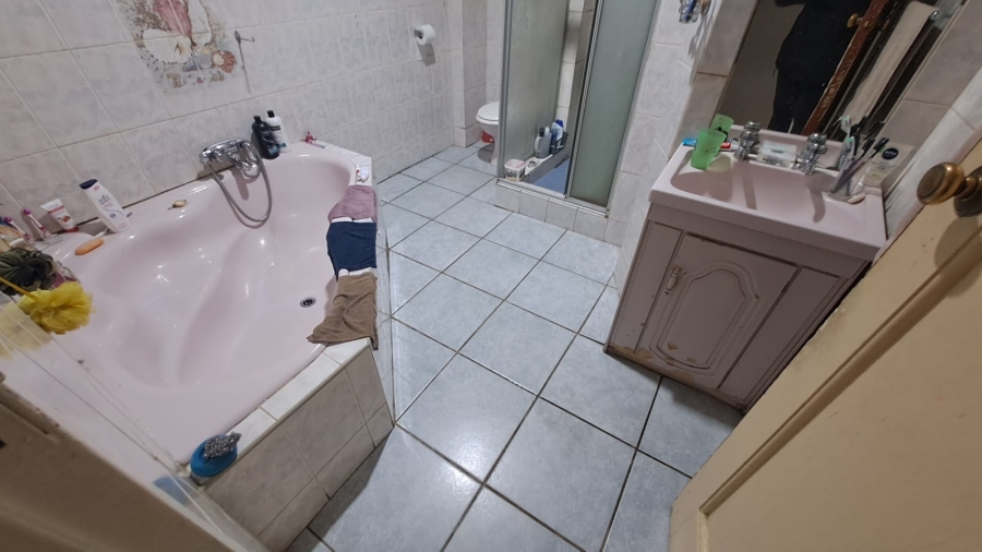 4 Bedroom Property for Sale in Duncanville Gauteng