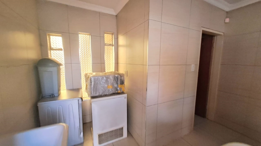 4 Bedroom Property for Sale in Three Rivers East Gauteng