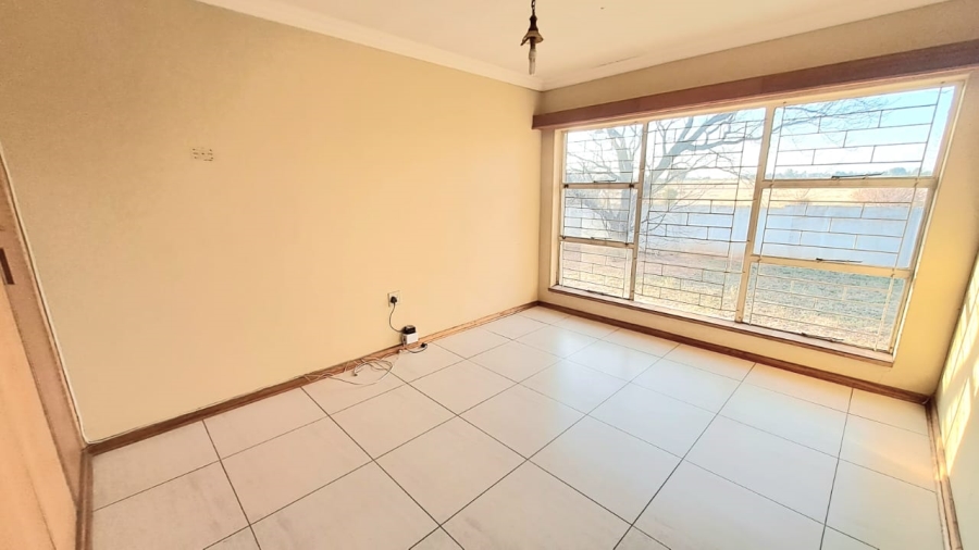 4 Bedroom Property for Sale in Three Rivers East Gauteng