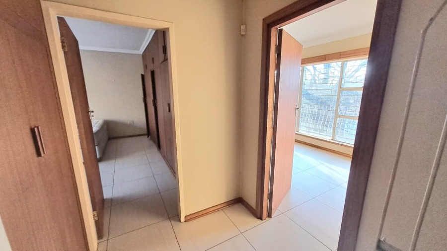 4 Bedroom Property for Sale in Three Rivers East Gauteng