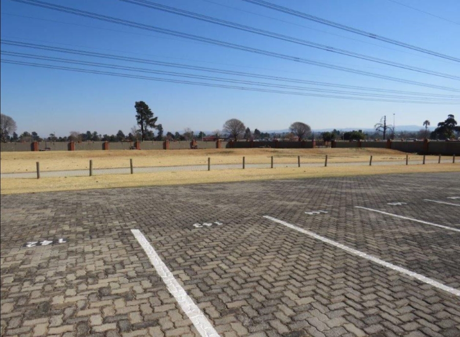 2 Bedroom Property for Sale in Albertsdal Gauteng