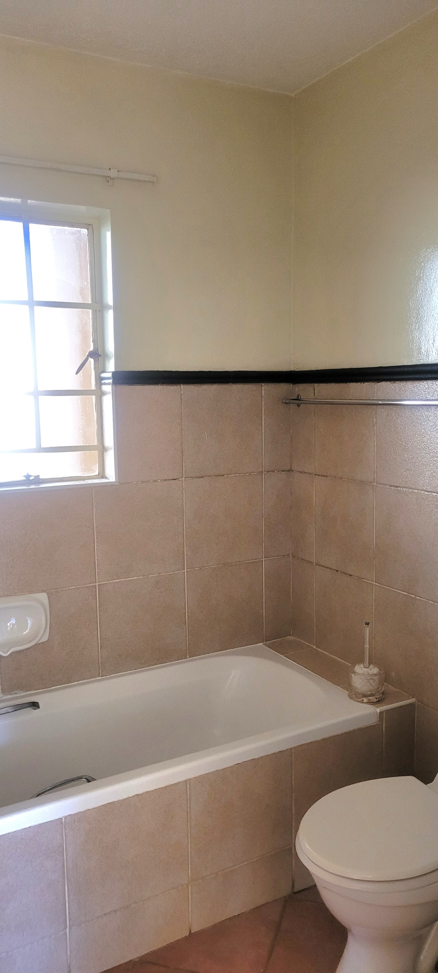 2 Bedroom Property for Sale in Die Hoewes Gauteng