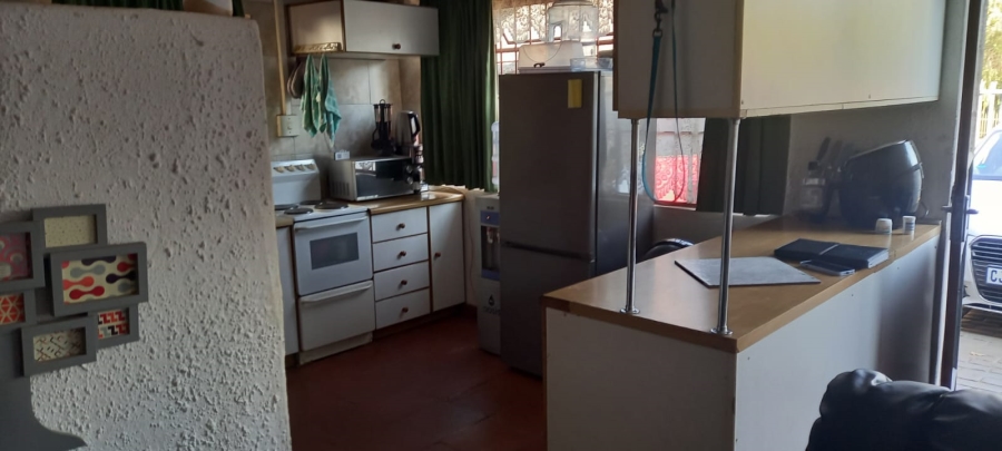 To Let 1 Bedroom Property for Rent in Kilner Park Gauteng