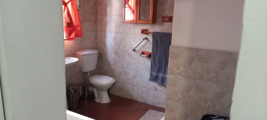 To Let 1 Bedroom Property for Rent in Kilner Park Gauteng