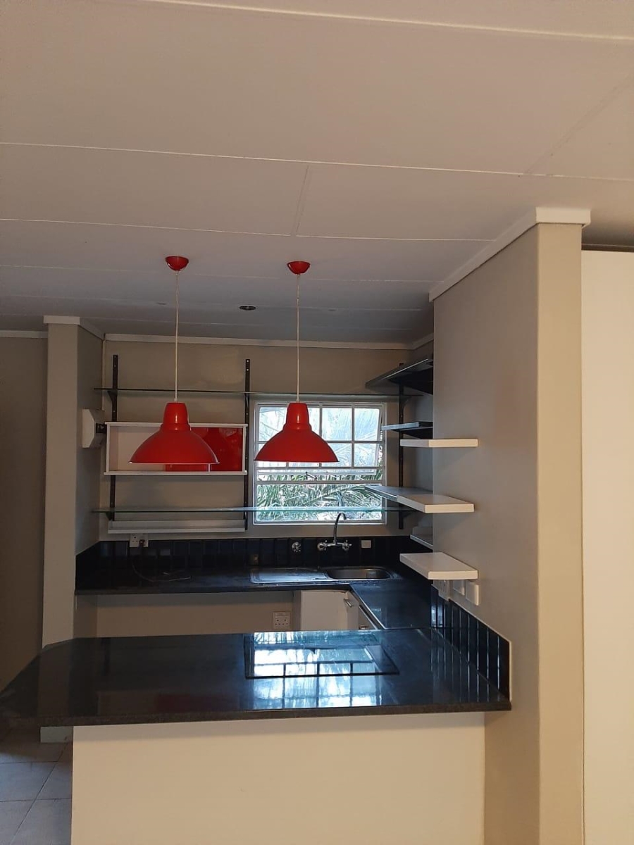 To Let 2 Bedroom Property for Rent in Paulshof Gauteng
